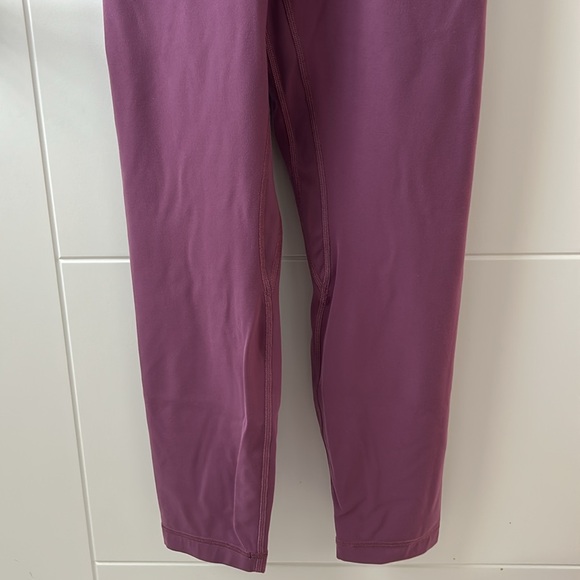 Lululemon - Picture 7 of 11